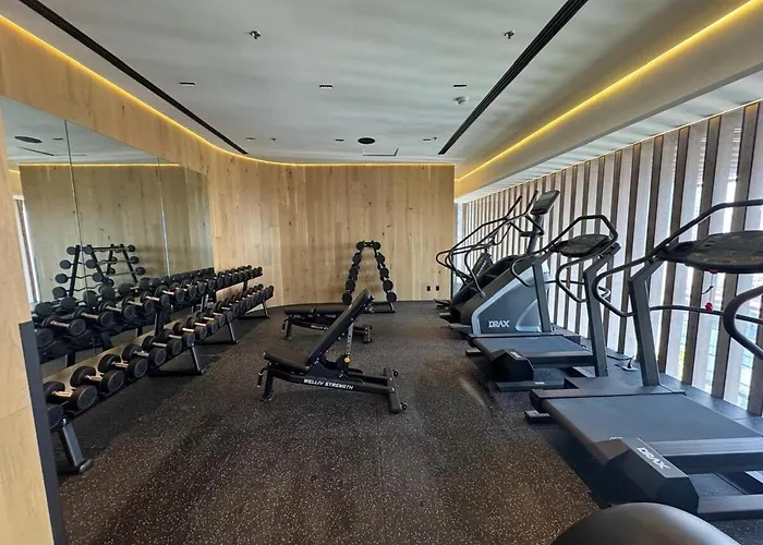 Skyline 41 Luxury Executive Loft Apartment *